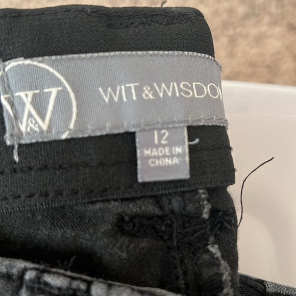 Wit and Wisdom bootcut jeans - Picture 2 of 4